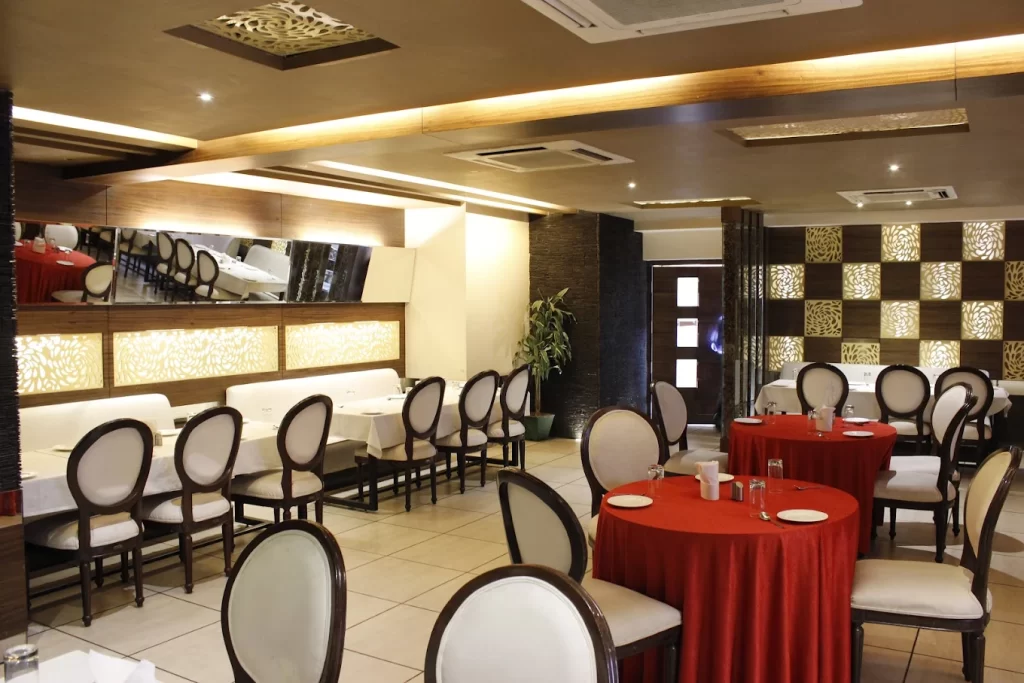 Cozy interiors of Pearl Marc Hotel – top 10 eateries in Kurukshetra